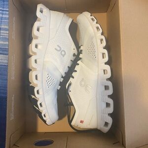 Women’s On Running Shoes size 9.5